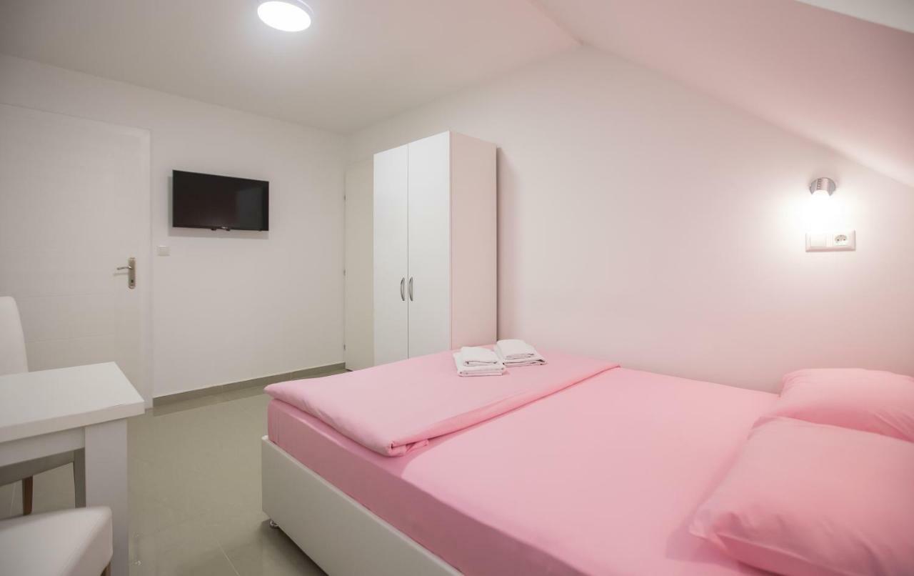 图兹拉Pansion Kipovi住宿加早餐旅馆 外观 照片